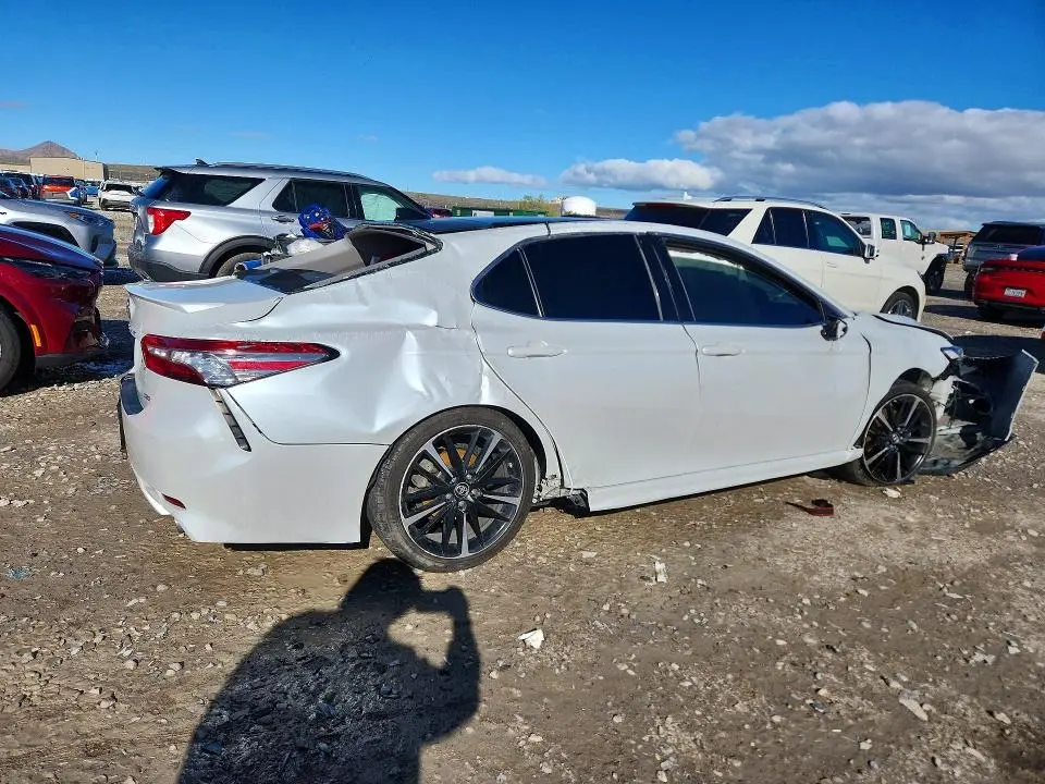 2018 TOYOTA CAMRY XSE V6  