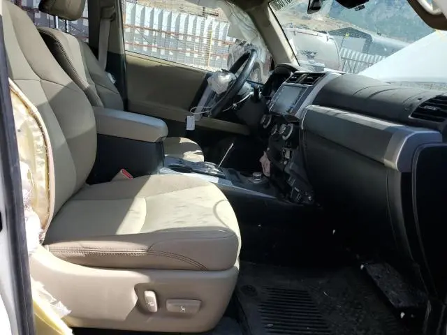 2020 TOYOTA 4RUNNER SR5/SR5 PREMIUM  