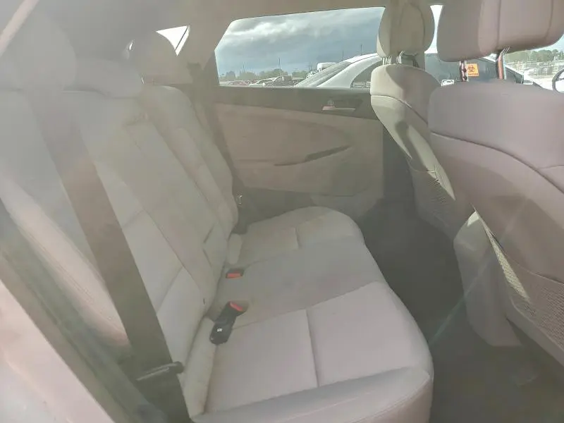 2018 HYUNDAI TUCSON SEL  