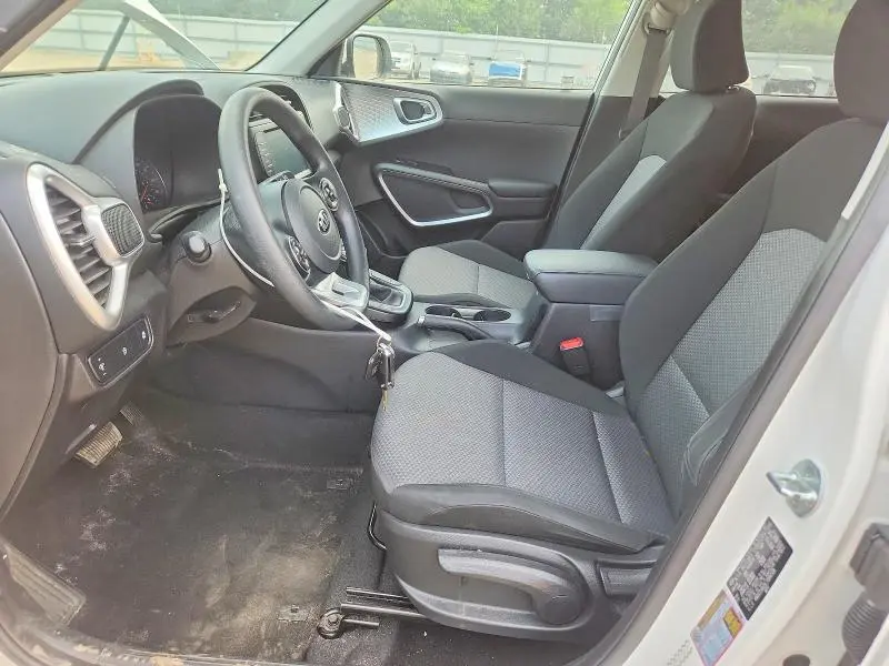 2020 KIA SOUL LX  
