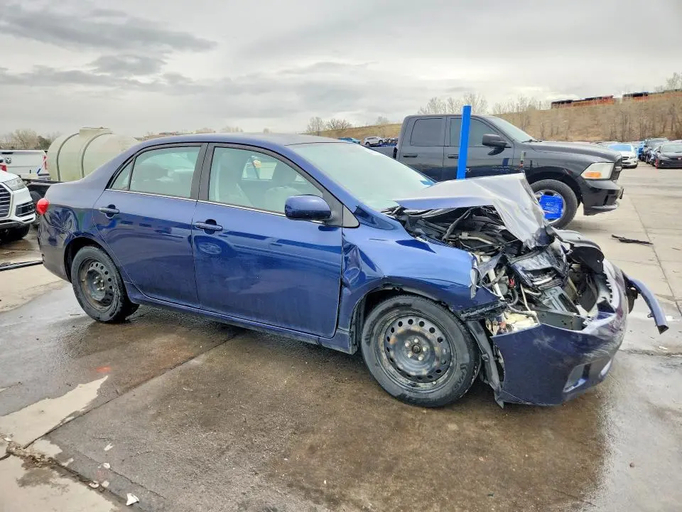 2013 TOYOTA COROLLA LE  