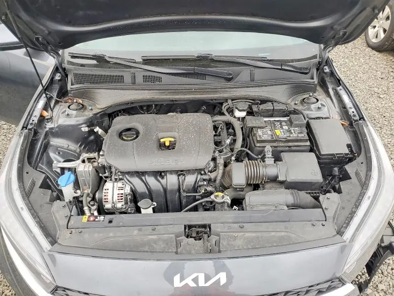 2024 KIA FORTE LX  