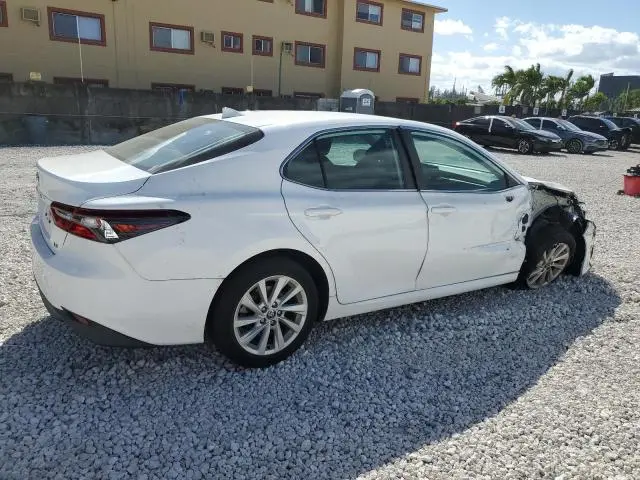 2022 TOYOTA CAMRY LE  