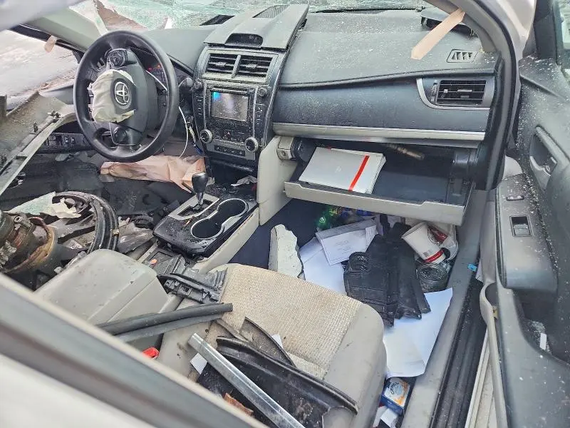 2012 TOYOTA CAMRY BASE  