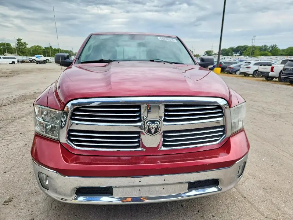 2013 RAM 1500 SLT  