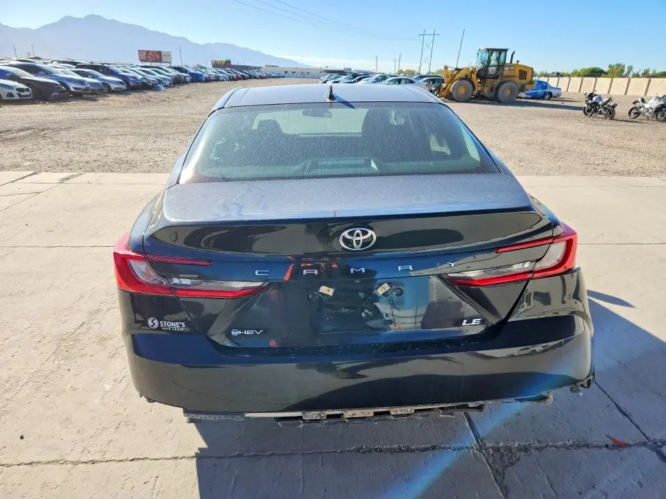2025 TOYOTA CAMRY LE  