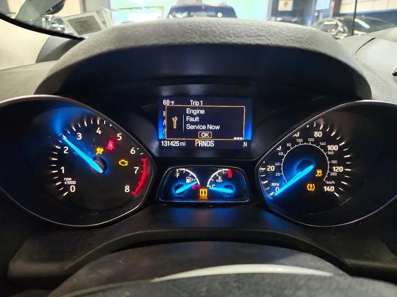 2017 FORD ESCAPE SE  