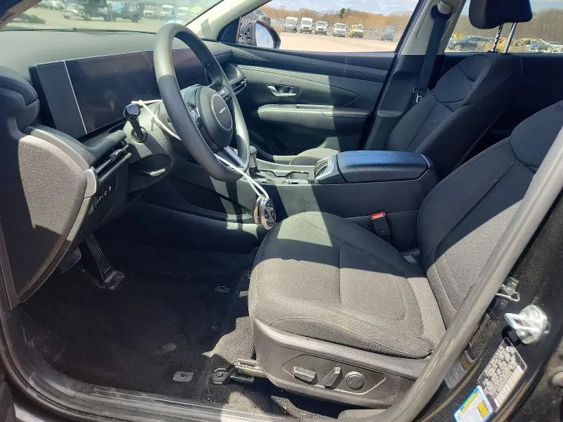 2025 HYUNDAI TUCSON SEL  