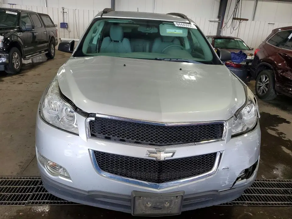 2012 CHEVROLET TRAVERSE LS  