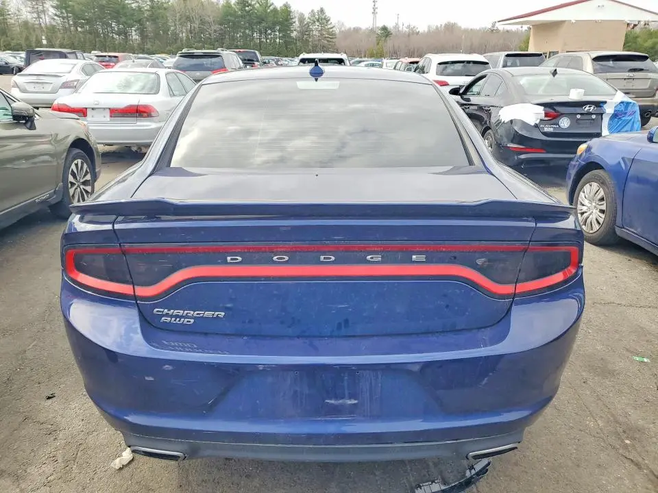 2017 DODGE CHARGER SXT  