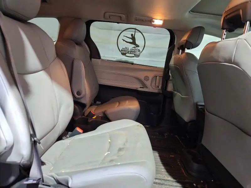 2023 TOYOTA SIENNA XLE 7-PASSENGER  