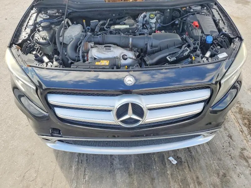 2015 MERCEDES-BENZ GLA 250 4MATIC  