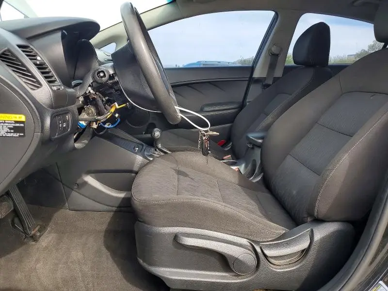 2016 KIA FORTE LX  