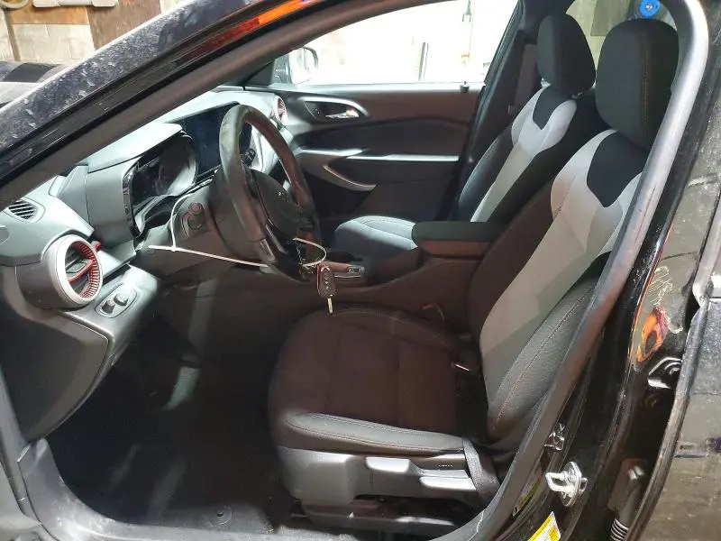 2025 CHEVROLET TRAX 1RS  