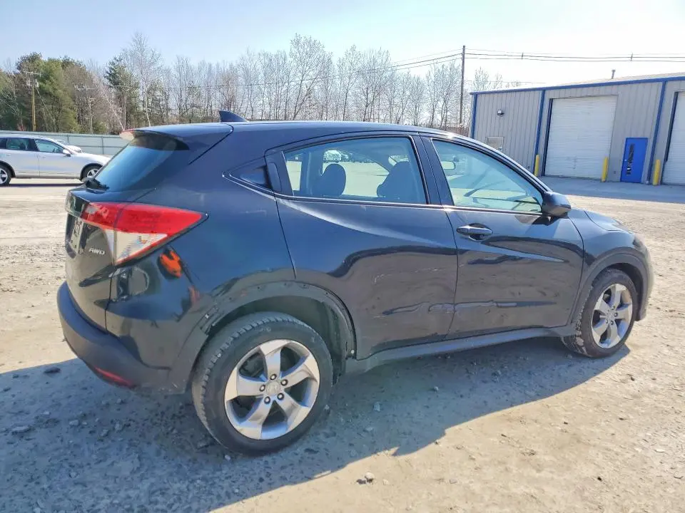 2021 HONDA HR-V LX  