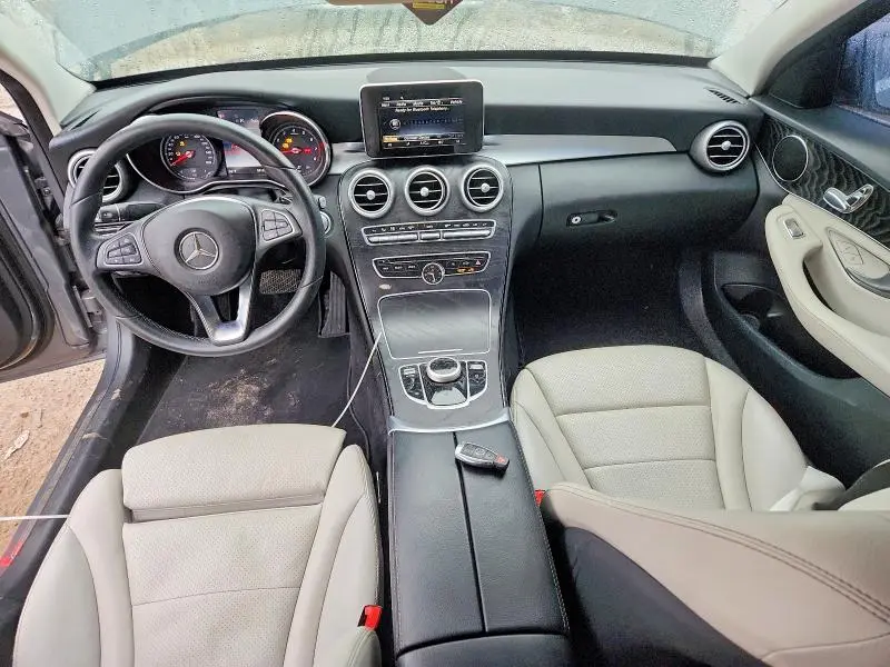 2017 MERCEDES-BENZ C 300  