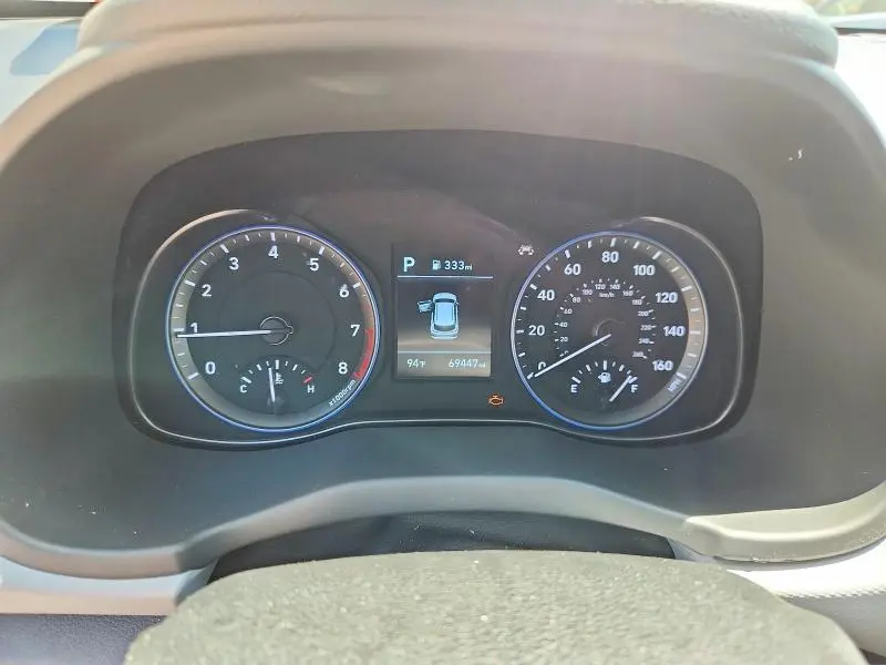2021 HYUNDAI KONA SE  