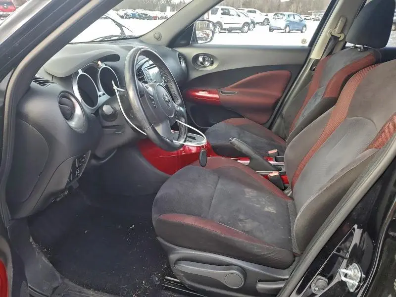 2015 NISSAN JUKE S  