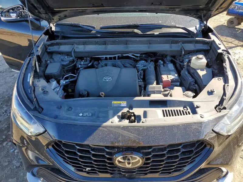 2022 TOYOTA HIGHLANDER XSE  