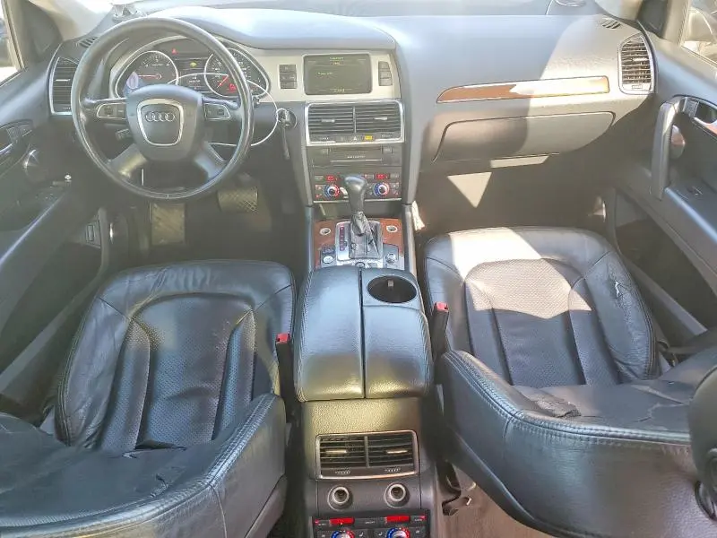 2010 AUDI Q7   