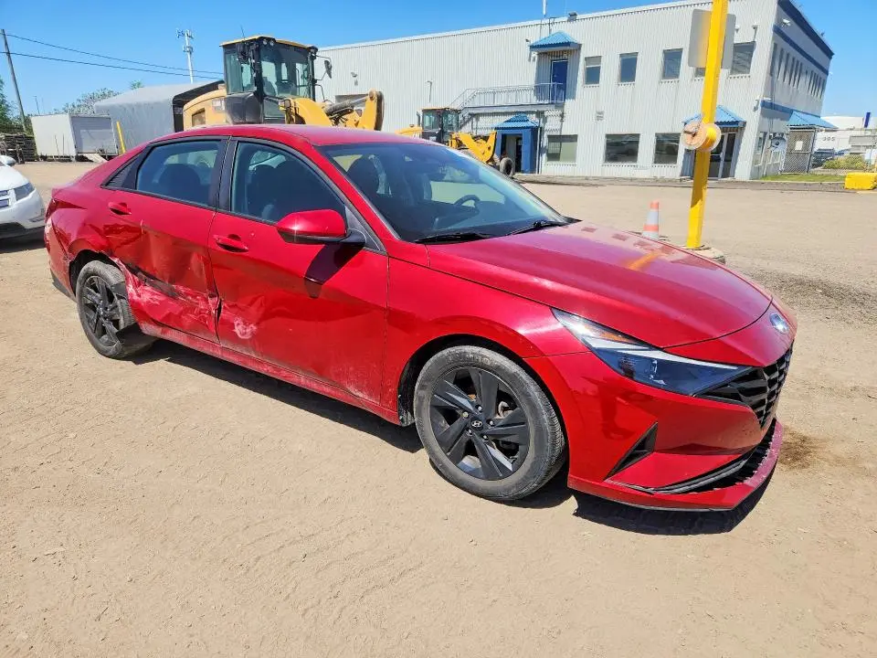 2022 HYUNDAI ELANTRA   