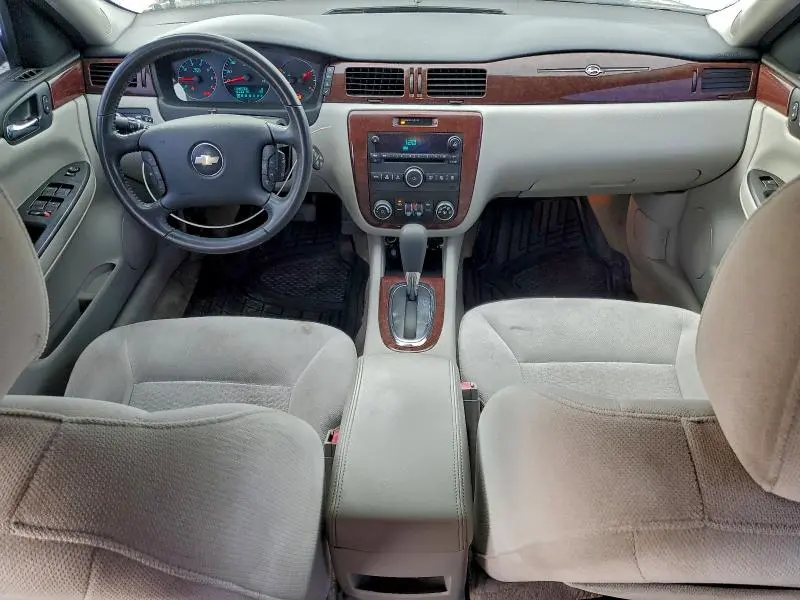 2010 CHEVROLET IMPALA LT  