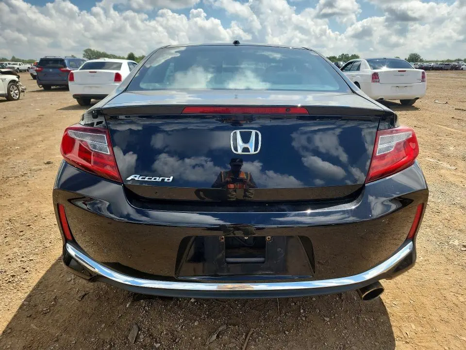2017 HONDA ACCORD EX  