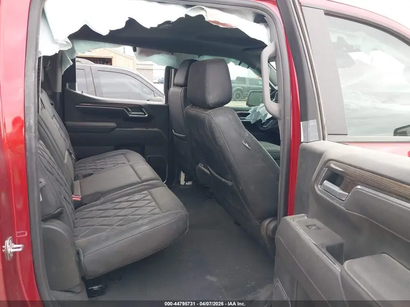 2025 CHEVROLET SILVERADO 1500 4WD  SHORT BED RST
