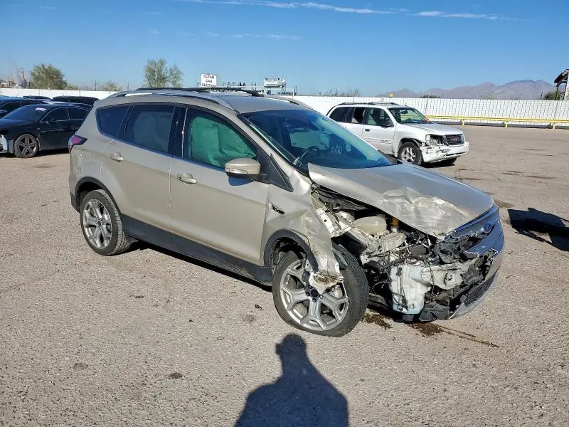 2017 FORD ESCAPE TITANIUM  