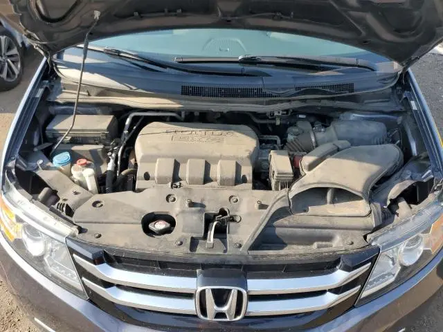 2016 HONDA ODYSSEY SE  