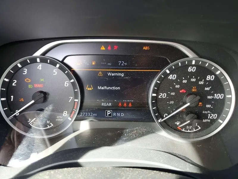 2024 NISSAN FRONTIER SL  