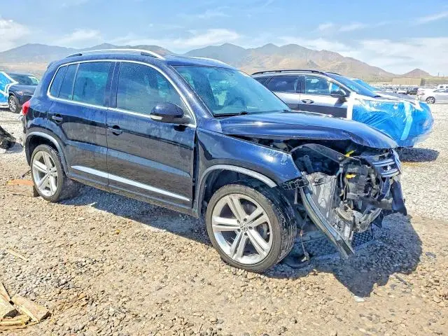 2014 VOLKSWAGEN TIGUAN S  