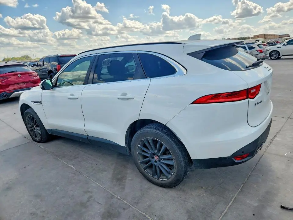 2017 JAGUAR F-PACE PRESTIGE  
