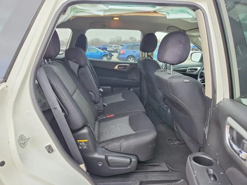 2017 NISSAN PATHFINDER S  