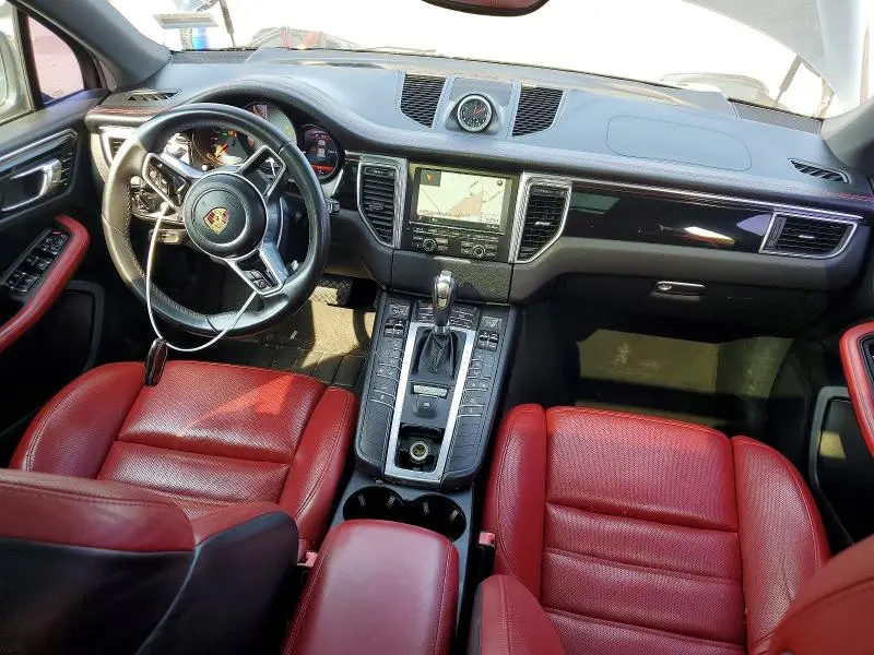 2016 PORSCHE MACAN S  