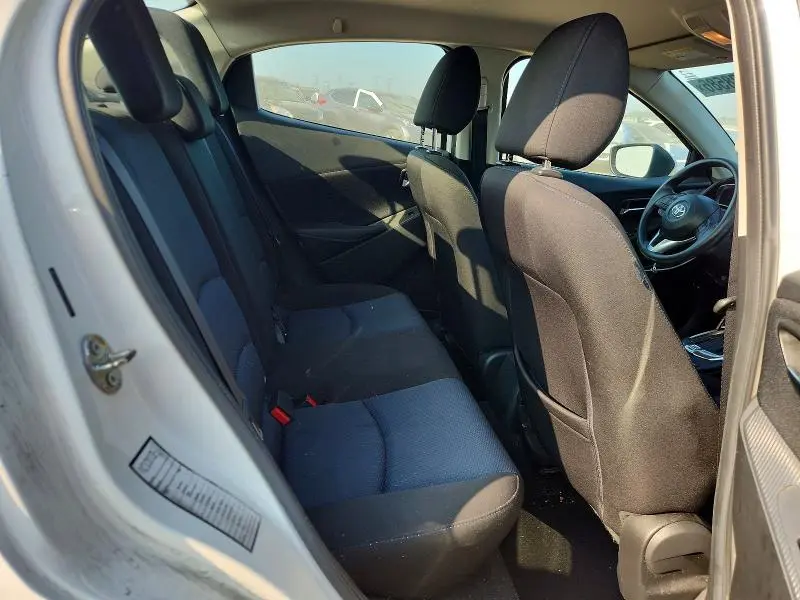 2017 TOYOTA YARIS IA BASE  
