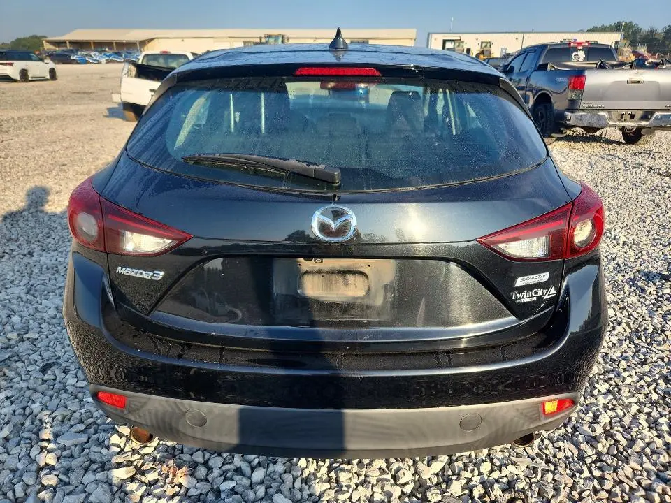 2016 MAZDA 3 TOURING  