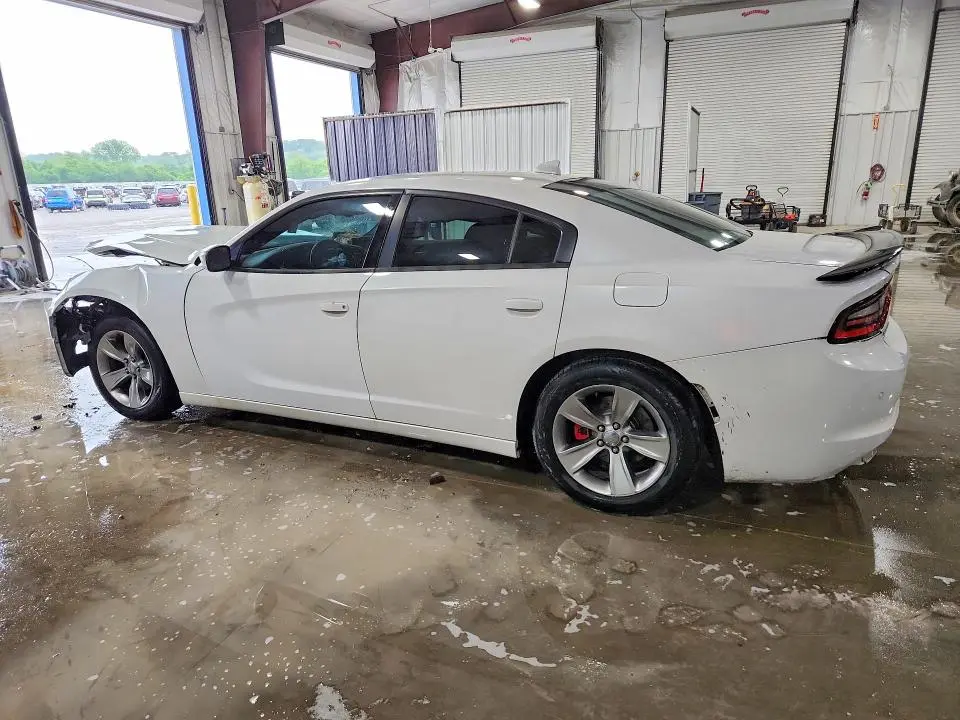 2015 DODGE CHARGER SXT  