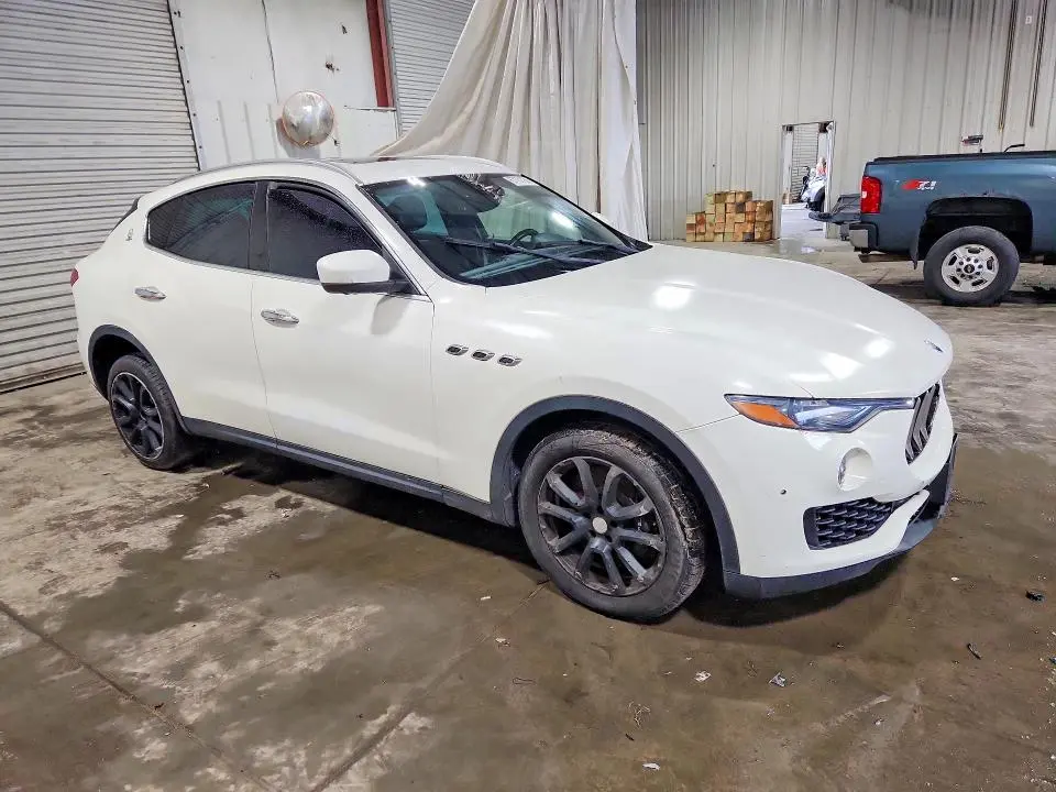 2017 MASERATI LEVANTE S  