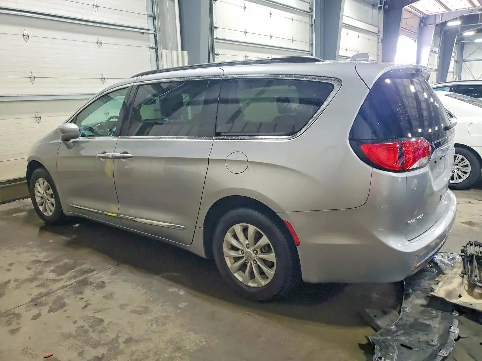 2017 CHRYSLER PACIFICA TOURING L  