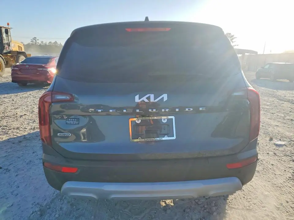 2022 KIA TELLURIDE LX  