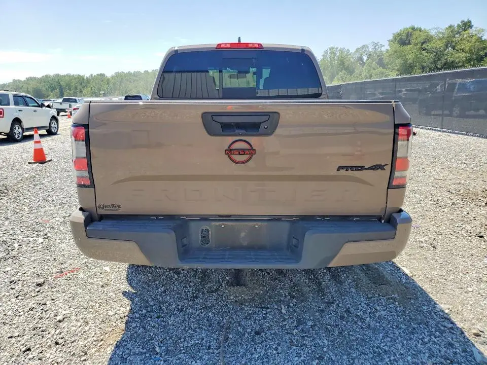 2024 NISSAN FRONTIER PRO-4X  