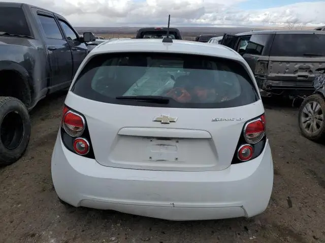 2016 CHEVROLET SONIC LT  