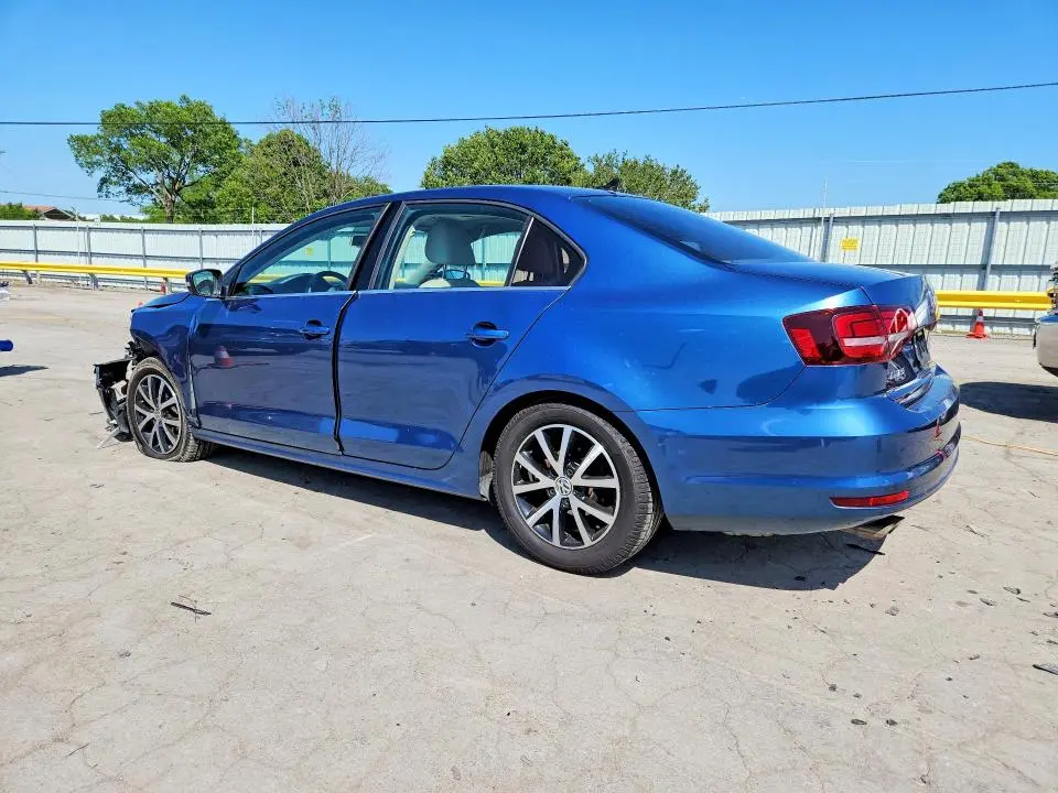 2017 VOLKSWAGEN JETTA SE  