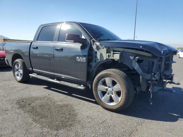 2016 RAM 1500 SLT  
