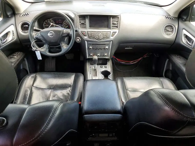 2018 NISSAN PATHFINDER SL  
