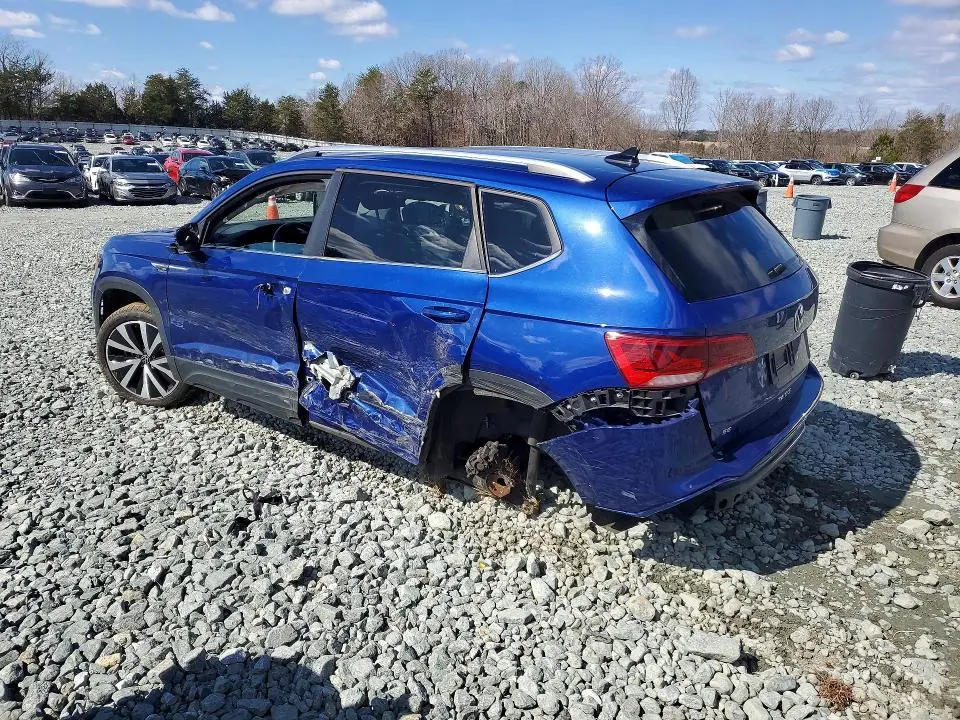 2024 VOLKSWAGEN TAOS SE  