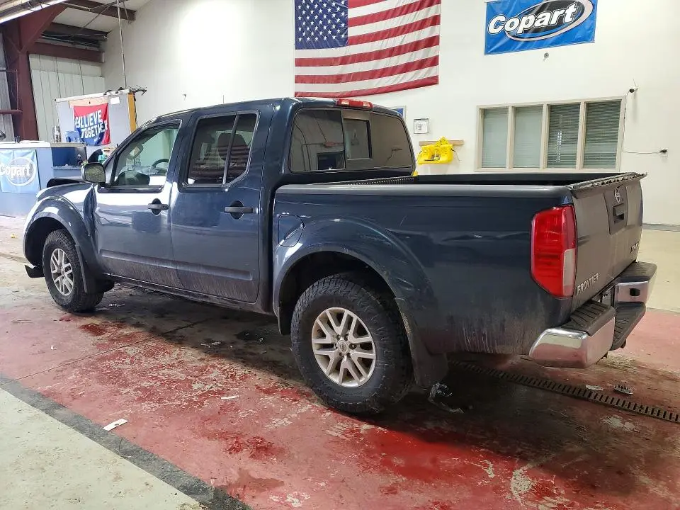 2016 NISSAN FRONTIER CREW CAB SE  