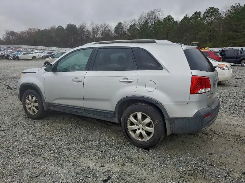 2011 KIA SORENTO BASE  
