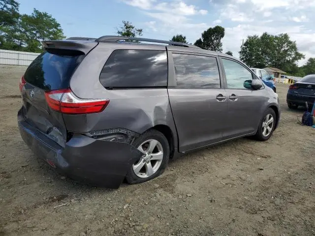 2016 TOYOTA SIENNA LE  